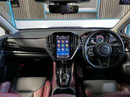 STIスポーツEXですので、大型ナビディスプレイが装備されています！本革内装も高級感とスポーティ性が高められていて所有満足度が高まる1台です！