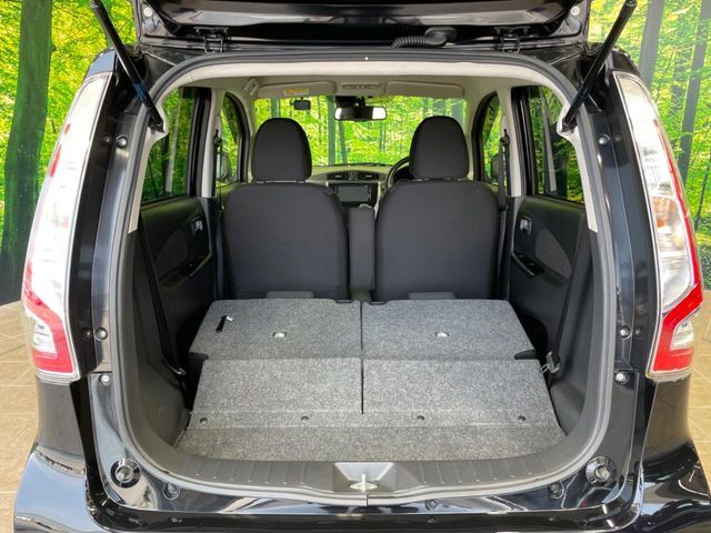 普段のお買い物や通勤、送迎等に十分な荷室スペースを確保しております。セカンドシートを倒すと、大きな荷物の積載も可能です♪