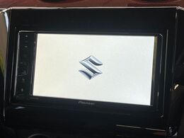 【ディスプレイオーディオ】視認性が高いディスプレイオーディオを装備♪操作性も良好で直感的なソース選択が可能です。