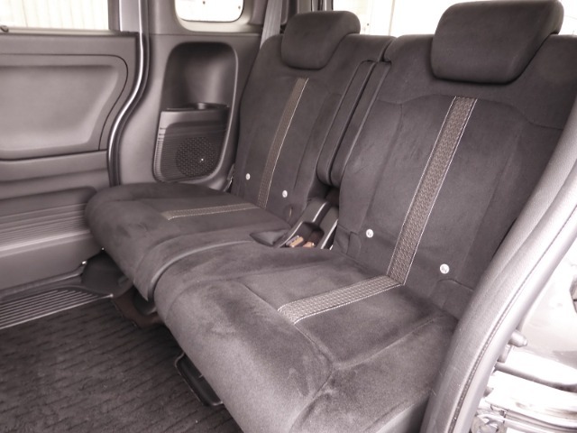 お立ち寄りいただく際は、事前にご連絡をお願いします。お目当てのお車が商談中や売約となることもございます。ご確認いただいてから、お立ち寄りください。