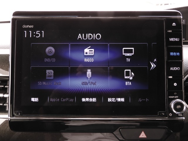 ◆バックカメラ◆リバースにするだけで映ります、後方の安全確認や、狭い駐車場での車庫入れ、雨の日や夜間など視界の悪い時に便利です！安全にバックする為には欠かせない装備です。