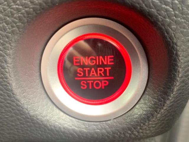 お車に合わせて無料保証以外にも、保証範囲、期間、距離を拡充させた有料保証もご用意しております！中古車の購入が初めてで不安・・・というお客様もご安心ください！
