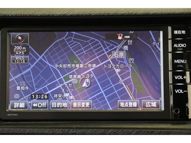 純正7インチSDナビ。CD・SD・電波の弱い環境下でも映像が途切れにくく、受信感度の良いワンセグTV対応です。