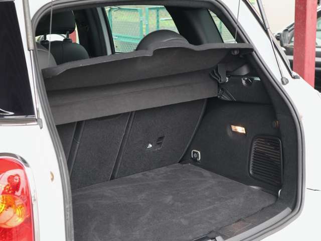 ▲総額はお住まいの地域によって変わりますので、お気軽にお問合せください♪陸送納車や希望ナンバー、コーティングなどご希望の際はまずはお問い合わせください！