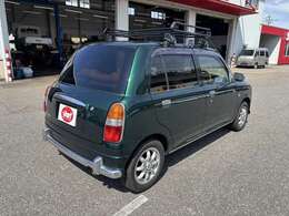 1995年創業の確かな実績。自社指定整備工場を併設しておりますので、購入からアフターサポートまで安心してお任せください！