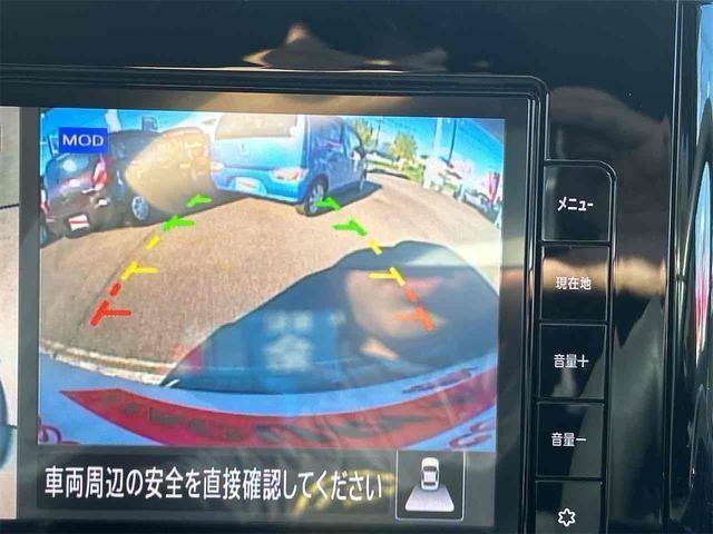 バックカメラ装備。駐車が苦手な方には欠かせません。