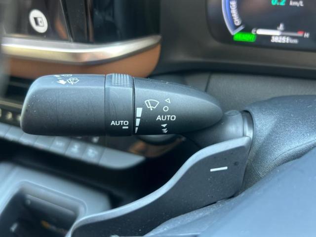 国産車から輸入車まで多様なお客様のニーズのお応えできるように、全国規模で豊富な在庫展開！車のことならWECARSへ！