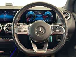 最長10年（対象車条件有）の安心性能保証もご用意しており、走行距離無制限で全国のLIBERALA、ガリバーグループ店舗（一部対象外）でご対応可能でございます。安心してお出かけいただけます。