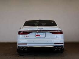 Audi S8/デジタルマトリクスLEDヘッドライト/パノラマサンルーフ/アルミホイール 5ダブルスポークスターデザイン 9Jx21/