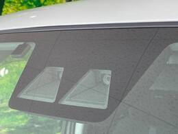【レーダークルーズコントロール】高速道路での長距離走行が楽に！！自動で速度を保つクルーズコントロールが、衝突軽減システムと連携し、前方の車両を感知して車間を保つように速度調節してくれます！！