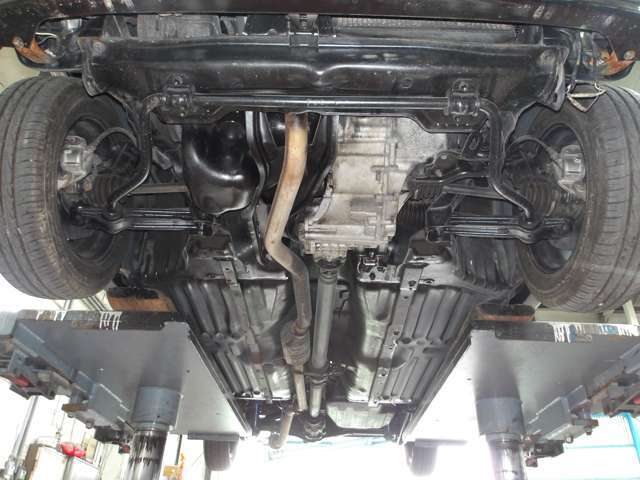 大切なお買い物ですから、是非納得のいくまで見比べてみる事をオススメします。車の状態や、保証の有無。購入後のアフターに至るまでなんなりとご相談下さい。無料通話(携帯可)0078-6002-682813