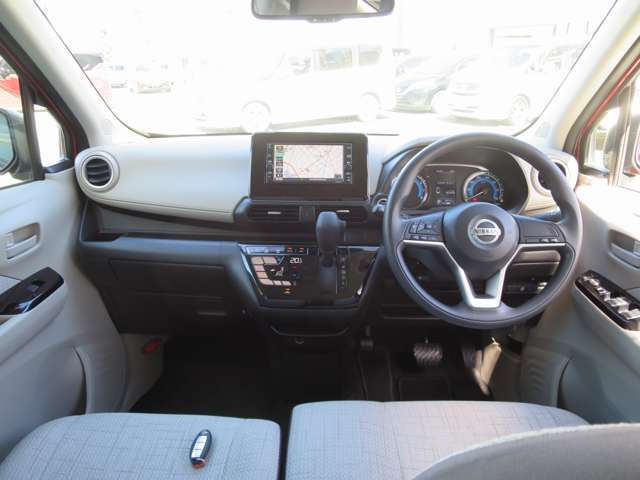 三河日産自動車　日産ギャラリ-安城　TEL 0566-75-2351