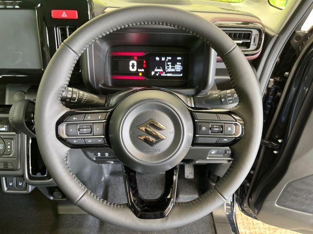 【スズキセーフティサポート装着車】デュアルカメラブレーキサポート・前後誤発進抑制・車線逸脱警報・ハイビームアシスト・先行車発進告知機能をセットで装備。予防安全技術が快適なドライブをアシストします。