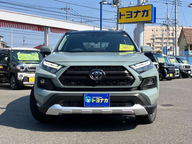 パノラマルーフ（143，000円）パノラミックビューモニター（88，000円）デジタルインナーミラー（66，000円）パワーバックドア（77，000円）コンセントAC100V（45，100円）付！！