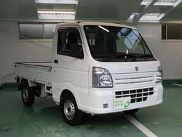 土・日も営業 ！突然のトラブルや故障にも素早く対応いたします！「車の調子がおかしいな」と思ったら、当店へお越しください。皆様のご期待に添えられるよう、精一杯努力させていただきます。