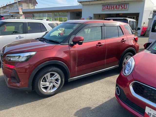 もちろん保証付販売車ですので購入後のアフターもバッチリです！1年間走行距離無制限です！！納車前にはプロのメカニックが各部の点検を行います。ディーラーにしかできない品質で納車させていただきます。
