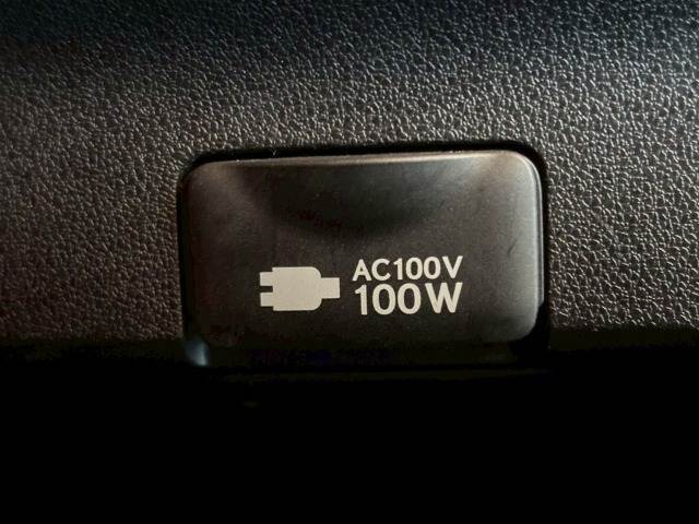 【AC100V】コンセント付きですので家庭用電化製品が車内でご利用いただけます。