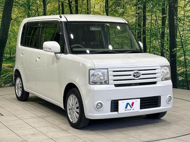 大好評のボディコーティング「弾スプラッシュコート」もご納車までに施工可能。通常のガラスコートと異なる、耐久年数6年の無機質ガラスコーティングが、ボディをキレイな状態に保ってくれます。