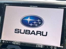 【メーカー純正ナビ】インテリアに溶け込むスタイリッシュな「専用設計」メーカーナビを装備♪視認性や操作性など基本性能にも優れ、より上質なカーライフをお楽しみいただけます。