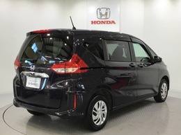 Honda認定中古車 U-Selectは3つの安心をお約束します。　1　Hondaのプロが整備した安心。 2　第三者機関がチェックした安心。　3　購入後もHondaが保証する安心。