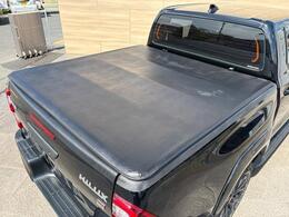 社外品ソフトカバー装備☆荷物を雨風や汚れから守ったり、荷物の盗難を防ぐ効果があります☆開閉も簡単にする事ができます☆