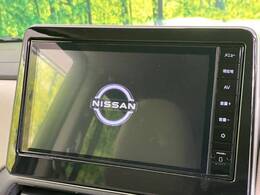 【純正9型ナビ】人気の純正ナビを装備。オーディオ機能も充実しており、Bluetooth接続すればお持ちのスマホやMP3プレイヤーの音楽を再生可能！毎日の運転がさらに楽しくなります！！