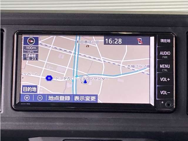ナビ付きです。目的地を設定すれば、初めての場所でも簡単に行くことが出来ます。