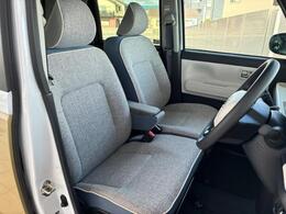 「この車の写真をもっと見たい」「状態が気になる」「この装備はついている？」どんな小さな疑問でもお気軽にお問い合わせください！