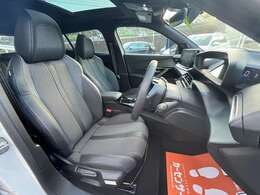 オンライン（ZoomやGoogleMeet）にてお車のご案内も可能です！”エンジンをかけてほしい！”や”車両状態の詳細を知りたい”など何でもお申し付けください！