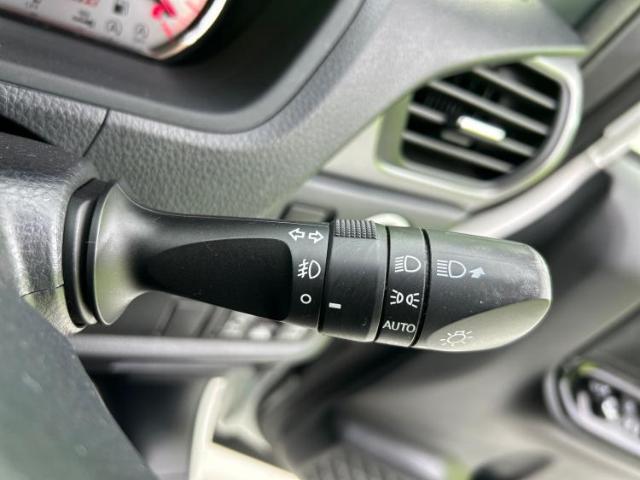 国産車から輸入車まで多様なお客様のニーズのお応えできるように、全国規模で豊富な在庫展開！車のことならWECARSへ！