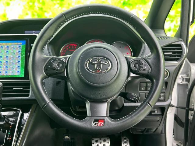 こちらのお車はいかがでしょうか？少しでも気になっていただけましたら是非お問い合わせください！さらにお車の詳細をお送りいたします！