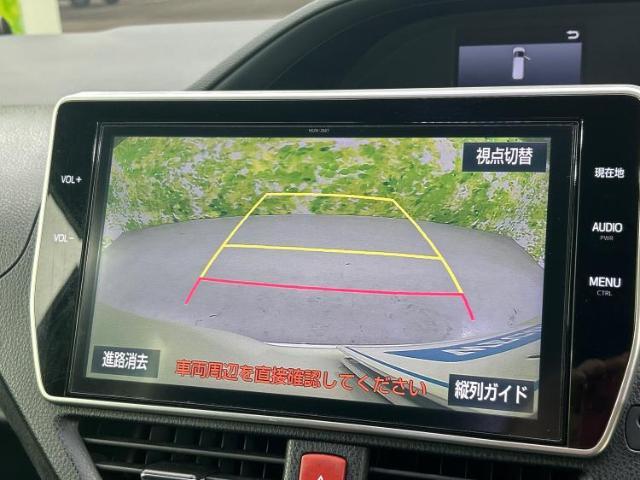 WECARSの展示場では実際に見て、触ってお車をお選びいただけます！知識の豊富な営業スタッフが様々なカーライフをご提案いたします！