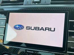 【純正ビルトインナビ】インテリアに溶け込むスタイリッシュな「専用設計ナビ」を装備♪視認性や操作性など基本性能にも優れ、より上質なカーライフをお楽しみいただけます。