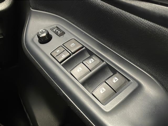 気になる車はお電話やメールで当店にお問い合わせください。なお、お電話での在庫の取り置きはできません。ご来場の際は、商談が重なる事が増えていますので事前に在庫有無をご確認くださいませ。