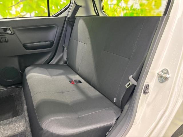 WECARSでは各商談席に大型モニターをご用意しております！見やすい大画面でゆったりと全国の在庫をご覧いただけます！是非ご来店お待ちしております！