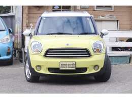 フロント回り綺麗な状態です。