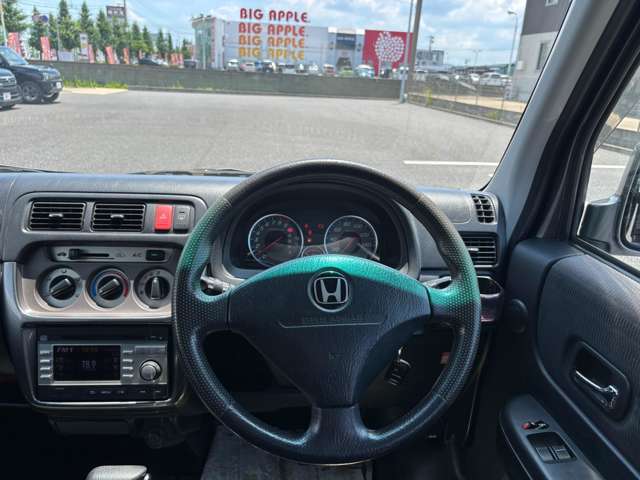 ドライバー目線です！運転席に座るとこんな感じです☆