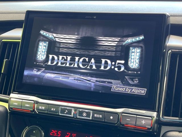 【BIG-X11インチナビ】人気の大画面BIG-Xナビを装備。専用設計で車内の雰囲気にマッチ！ナビ利用時のマップ表示は見やすく、テレビやDVDは臨場感がアップ！いつものドライブがグッと楽しくなります♪