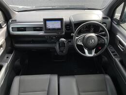 【インパネ全体】全方位で視界が広く、高い目線で運転もしやすいです！