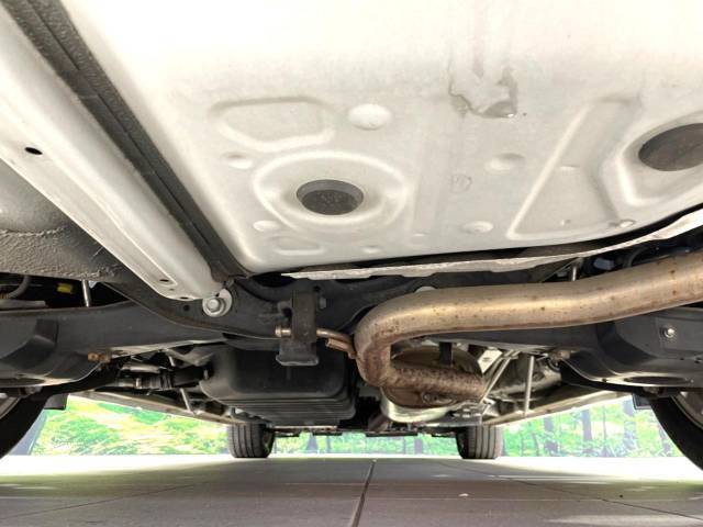 下回りがきれいなうちに、防錆加工の施工がオススメ。降雪地域はもちろん、沿岸部にお住いの方や、趣味でマリン・ウィンタースポーツをされる方に大変好評いただいております。