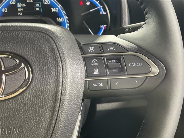 【運転席操作部】『運転席周辺の装備』の画像になります。快適なドライブを楽しむための機能が装備されています！運転席から触れるので使いやすいです！