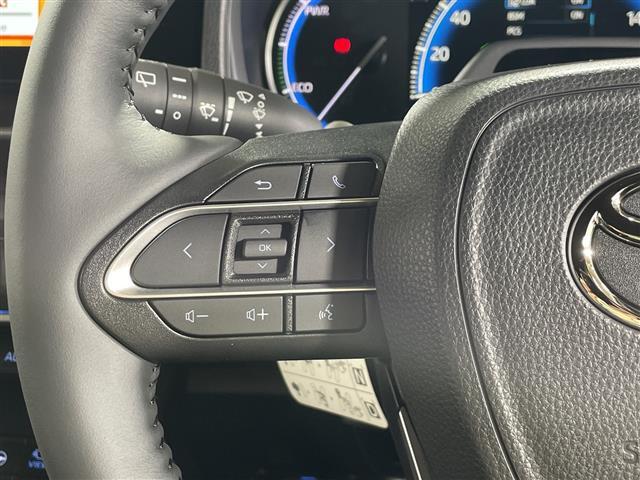 【運転席操作部】『運転席周辺の装備』の画像になります。快適なドライブを楽しむための機能が装備されています！運転席から触れるので使いやすいです！