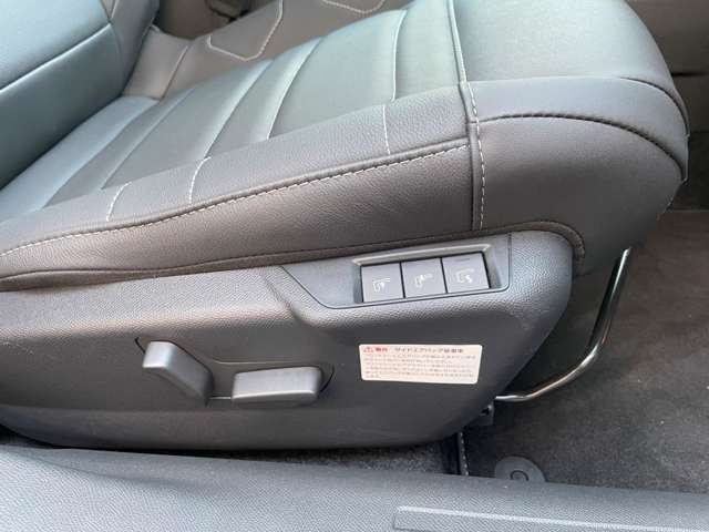 運転席側電動パワーシート