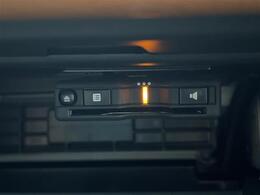 【ETC】有料道路を利用する際に料金所で停止することなく通過できる、ETC車載器（ノンストップ自動料金収受システム機器）が装備されています。セットアップを行うことで利用可能になります。