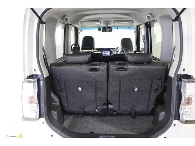 ちょっとした荷物の積み込みなら十分な広さです。