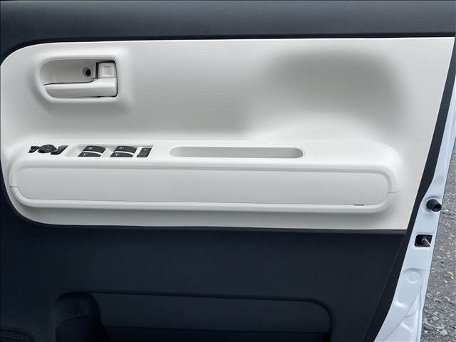 ★★★新車購入時にかかる重量税や自動車税はナンバー登録時にディーラーが支払い済です。税金を節約できます！★★★