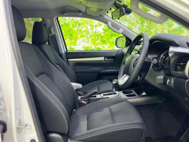 「この車の写真をもっと見たい」「状態が気になる」「この装備はついている？」どんな小さな疑問でもお気軽にお問い合わせください！