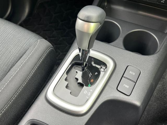 お車に合わせて無料保証以外にも、保証範囲、期間、距離を拡充させた有料保証もご用意しております！中古車の購入が初めてで不安・・・というお客様もご安心ください！