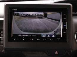 ◆バックカメラ◆リバースにするだけで映ります、後方の安全確認や、狭い駐車場での車庫入れ、雨の日や夜間など視界の悪い時に便利です！安全にバックする為には欠かせない装備です。