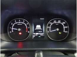 入庫時の走行距離です。店舗間等の移動により距離が増えている事もございますので、ご了承下さいませ。また、売約済みの場合もございますので、ご検討の際は、事前にお電話にて在庫状況をお確かめ下さいませ。